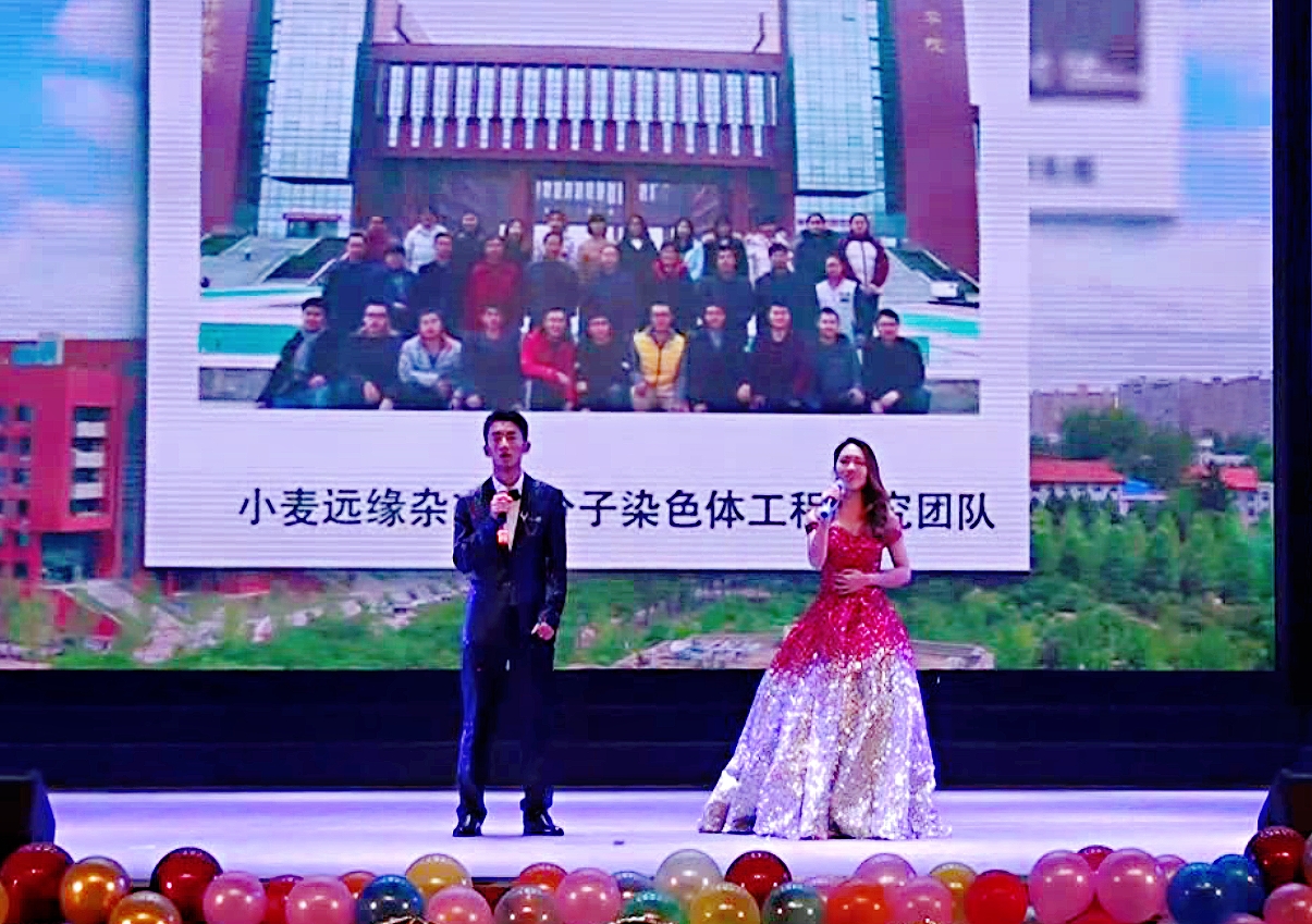 43b5c9d1553f4f7396236f1e7ac53b4b.jpg 43b5c9d1553f4f7396236f1e7ac53b4b.jpg