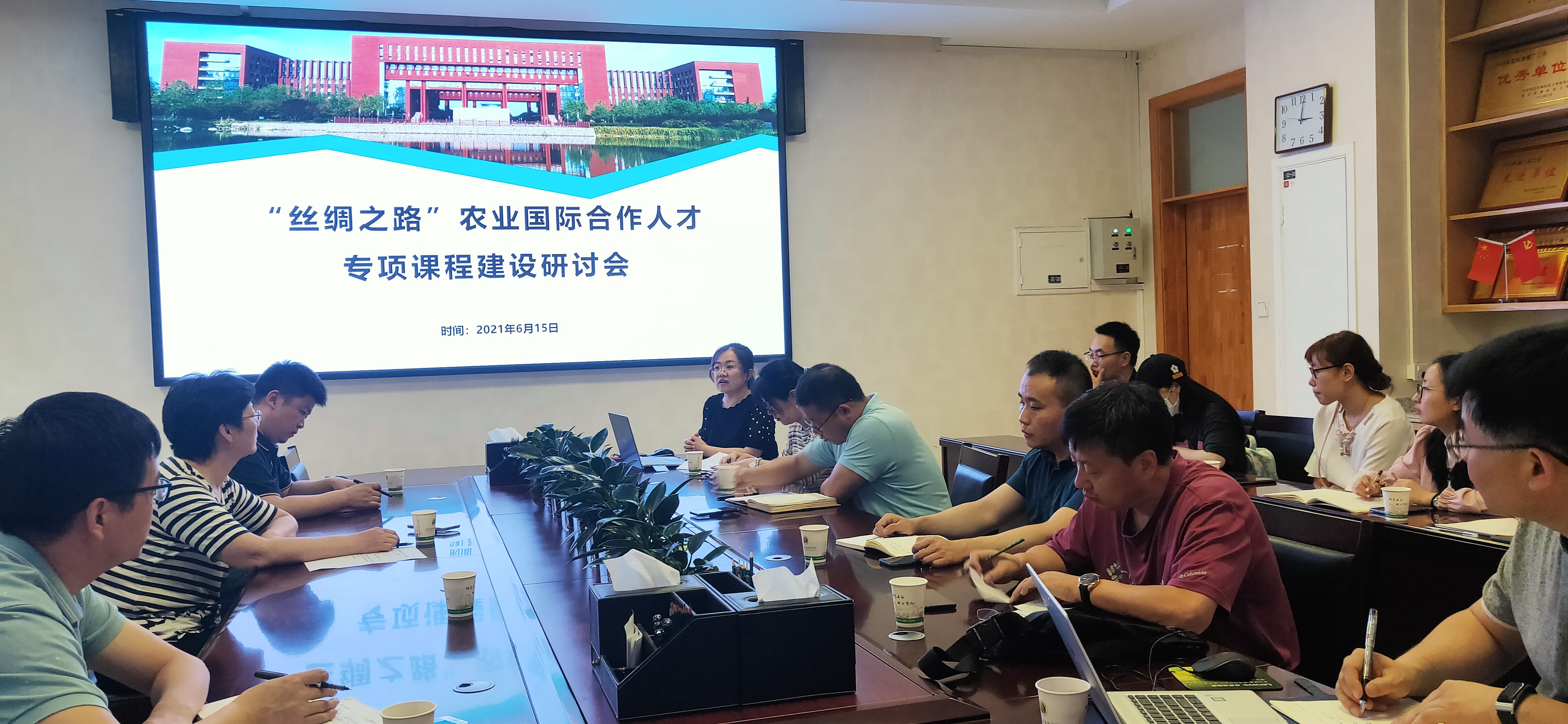 2159ff38ba4944d688412e9efac15ebc.jpg 2159ff38ba4944d688412e9efac15ebc.jpg