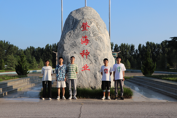 7900db04fbe44d62b65dcdfd17fb4e08.jpg 合影1_副本.jpg