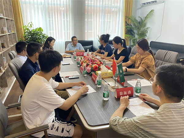 853479880dac498285276f68bc5f4363.jpg 图1湖南农业大学交流会议.jpg